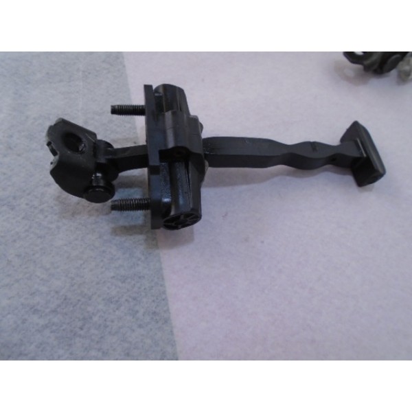 Limitador Porta Traseira Esquerda Ford Ranger 2013