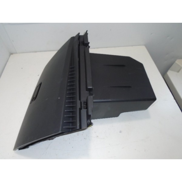 Porta Luvas Nissan Tiida -usado