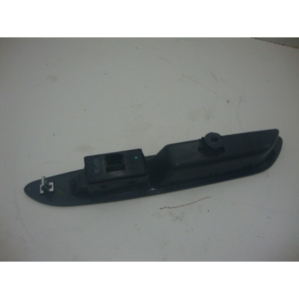 Comando Vidro Eletrico Traseiro Esquerdo Gm Tracker 2015