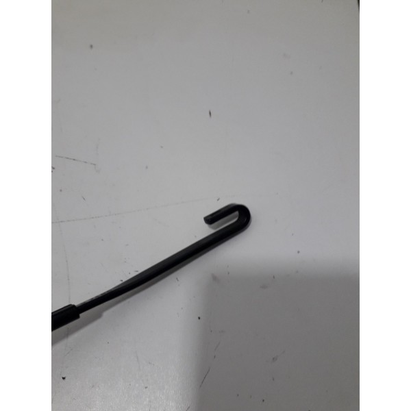 Braço Limpador Dianteiro Direito Mitsubish Lancer 2014-usado Direito