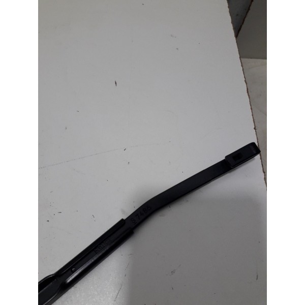 Braço Limpador Dianteiro Direito Mitsubish Lancer 2014-usado Direito