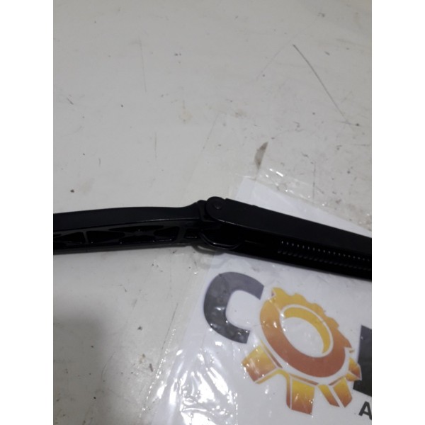 Braço Limpador Dianteiro Direito Mitsubish Lancer 2014-usado Direito