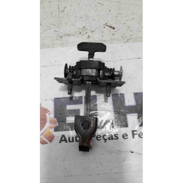 Limitador Porta Traseira Esquerda Citroen C3 2014