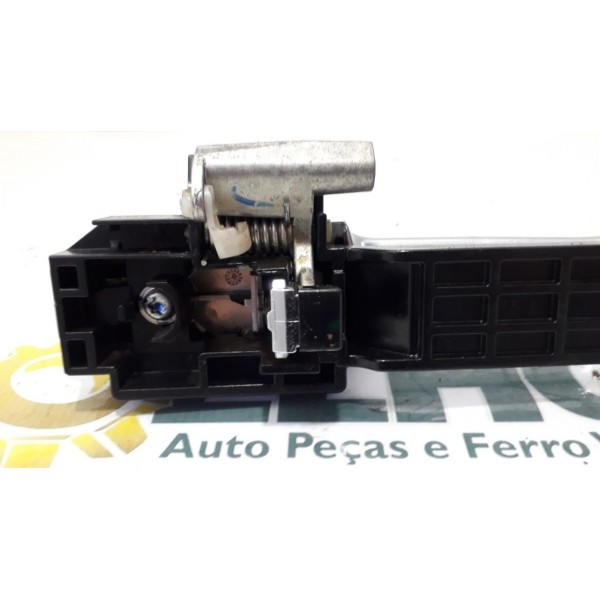 Maçaneta Porta Traseira Esquerda Mmc Triton 3.2 Diesel 2010