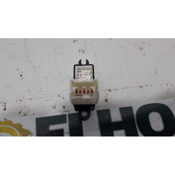 Botão Do Vidro Eletrico Traseiro Esquerdo Nissan Livina 2010