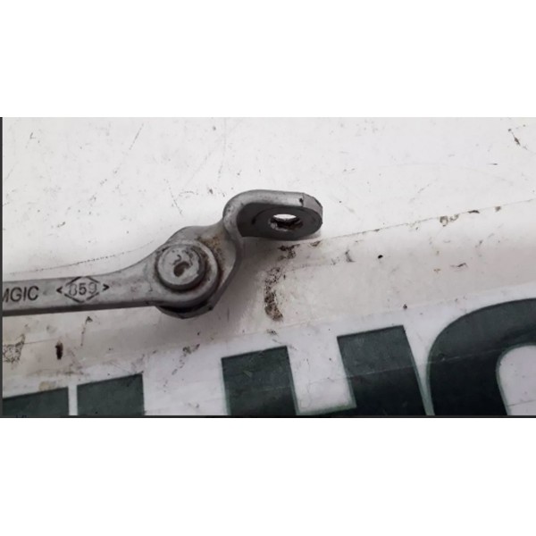 Limitador Porta Traseira Esquerda Renault Duster 2013