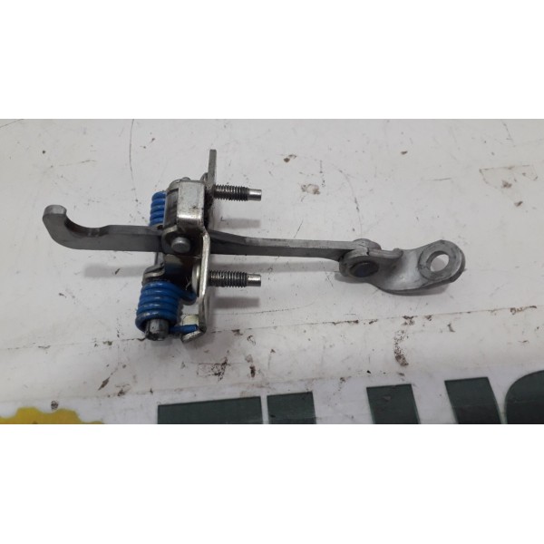 Limitador Porta Dianteira Direita Renault Duster 2013