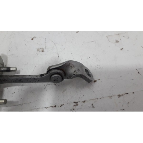 Limitador Porta Dianteira Direita Renault Duster 2013