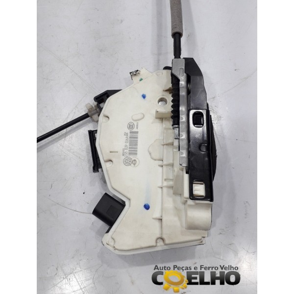 Fechadura De Porta Traseira Direita Vw Up Cross 2018 Usado