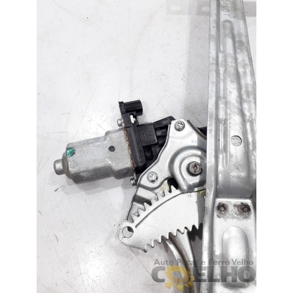 Máquina De Vidro Traseira Esquerda Nissan Versa 2018 Usado
