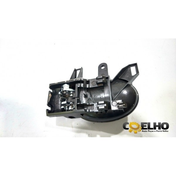 Maçaneta Puxador Interno Porta Esq Nissan March 2013 (7) Preto Dianteira