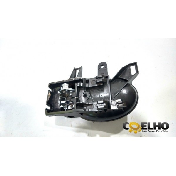 Maçaneta Puxador Interno Porta Esq Nissan March 2013 (7) Preto Dianteira