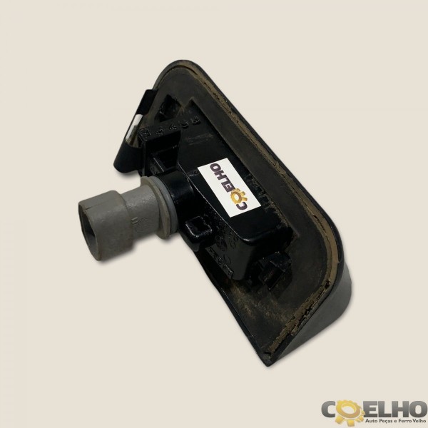 Luz De Placa Traseira Fiat Fiorino 2019 (1927)