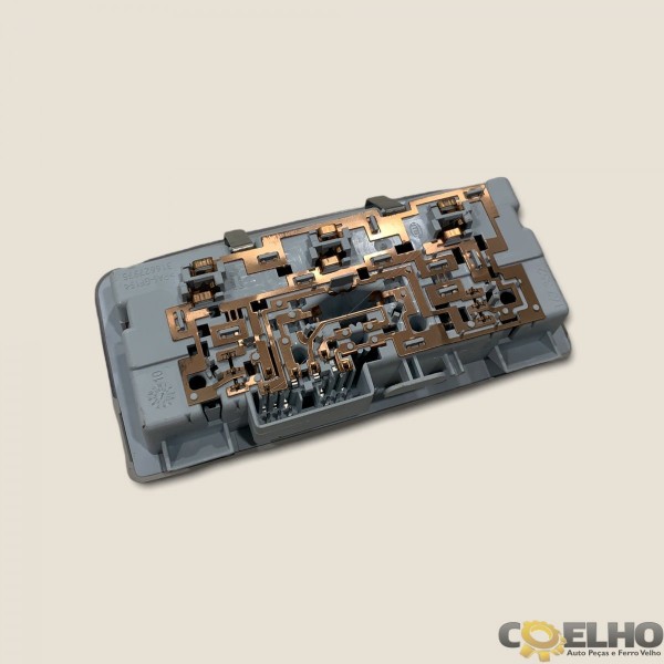 Luz De Teto Central Cruze 1.4 Turbo Ltz 16/17 (2756)