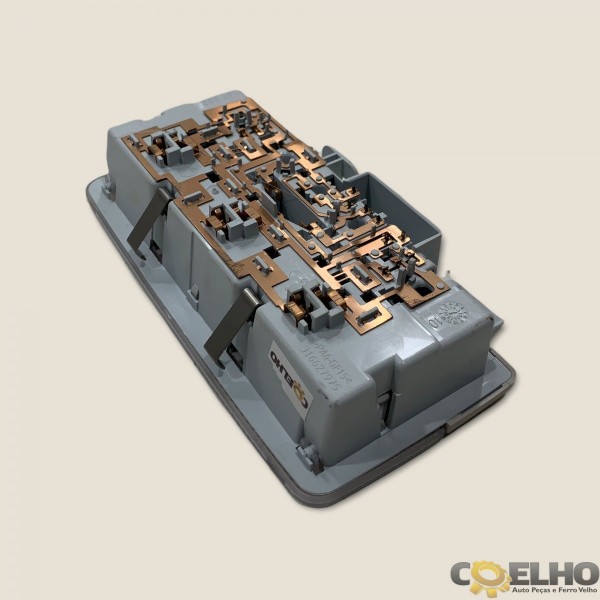 Luz De Teto Central Cruze 1.4 Turbo Ltz 16/17 (2756)