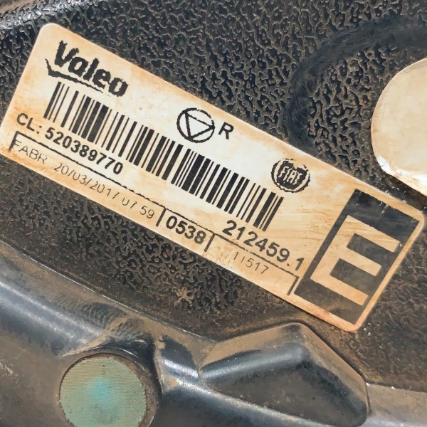 Lanterna Traseira Esquerda Uno Vivace 1.0 3cc 2017 Esquerdo Vermelho