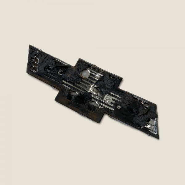 Emblema Tampa Traseira Chevrolet Onix Lt 2019 (4064) Dourado-escuro