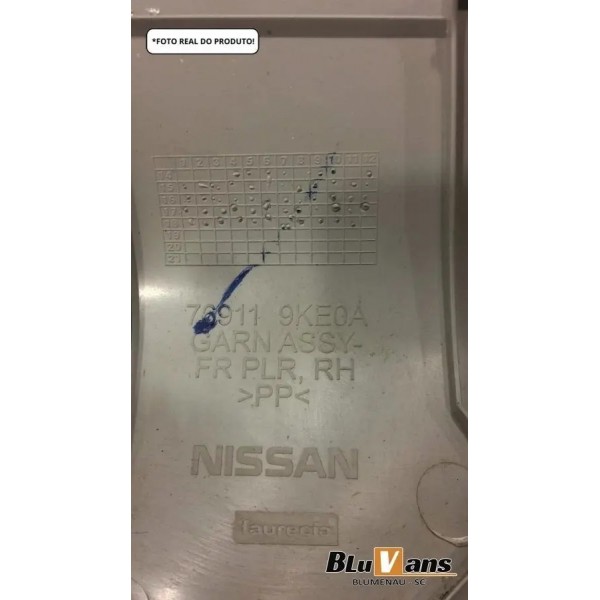 Acabamento Coluna Parabrisa Direito Nissan Versa 1.6 Sl 2019