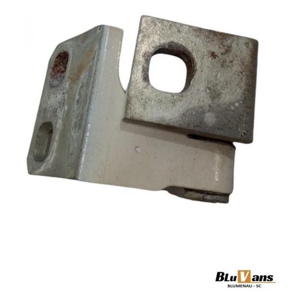 Dobradiça Porta Traseira Inferior Ld Palio Attractive 2015