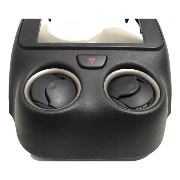 Moldura Central Rádio Pisca Alerta Nissan Versa 2011 A 15