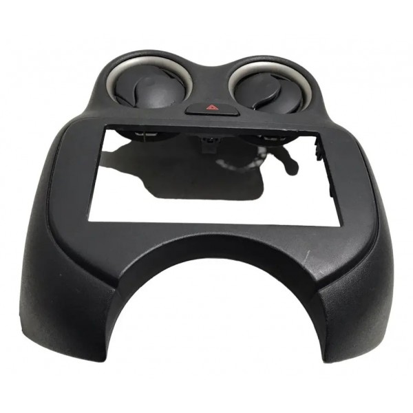 Moldura Central Rádio Pisca Alerta Nissan Versa 2011 A 15