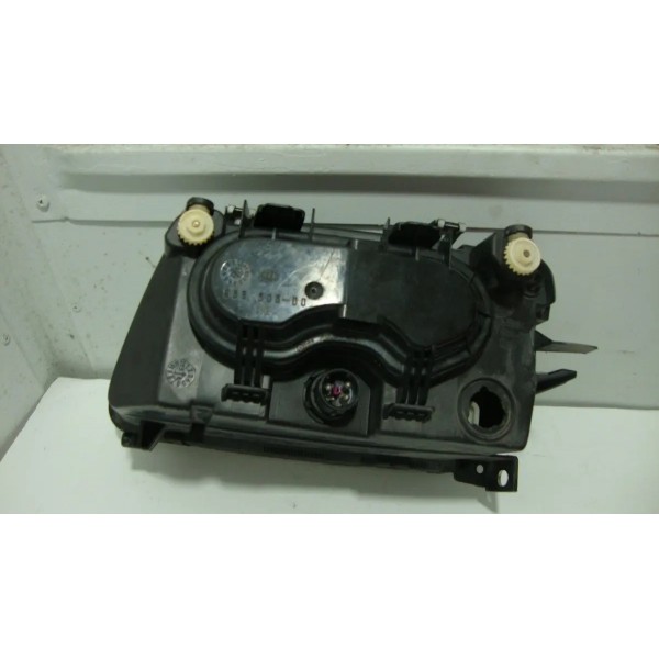 Farol Direito Audi A3 1997-usado