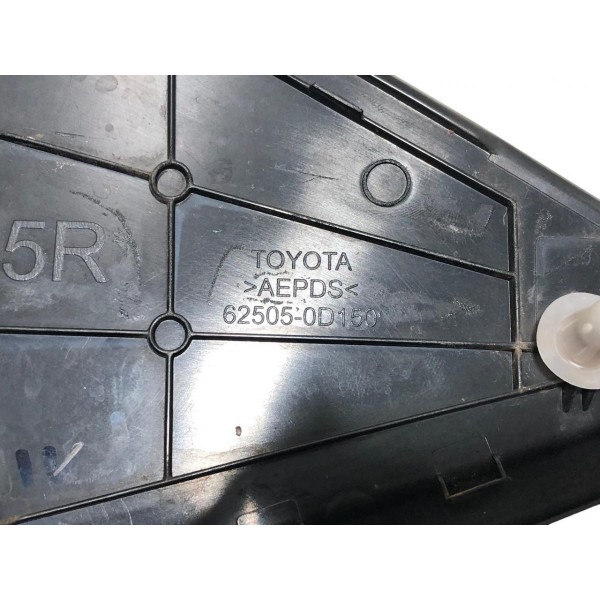 Acabamento Externo Porta Tras Direita Toyota Yaris Sedan 019 Original Foto