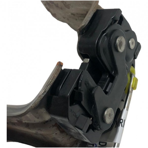 Fechadura Trava Banco Traseiro Esq Toyota Yaris Sedan 2020