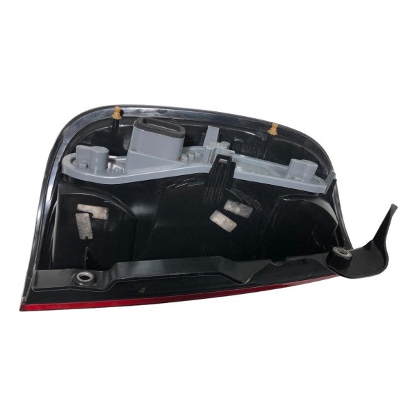 Lanterna Tras. Direita Fiat Uno Vivace 2011