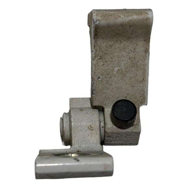 Dobradiça Inferior Dianteira Esquerda Volkswagen Polo  2019