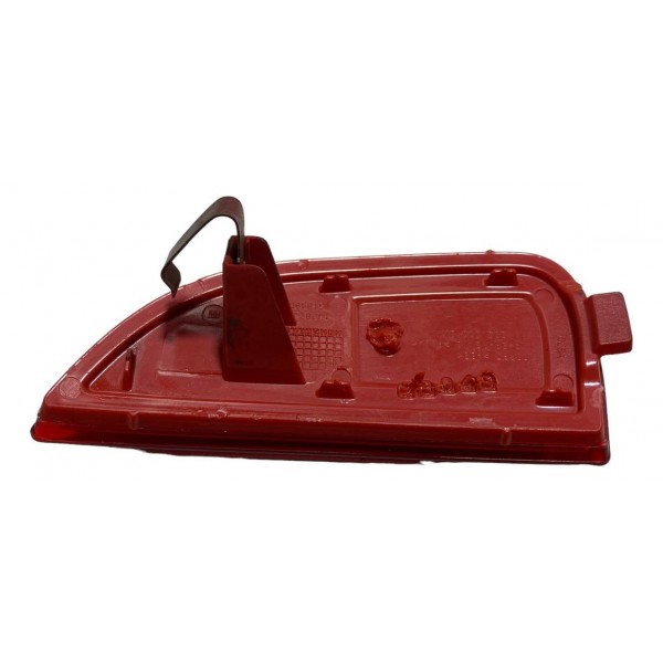 Refletor Parachoque Traseiro Direito Fiat Palio Attract 2016