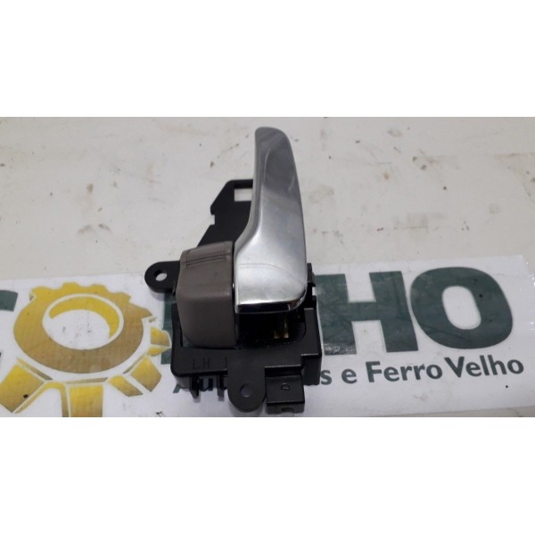 Maçaneta Interna Traseira Esquerda Mmc Triton 3.2 2010 Original Foto