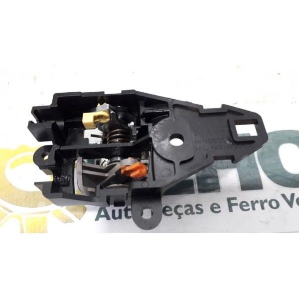 Maçaneta Interna Traseira Esquerda Mmc Triton 3.2 2010 Original Foto