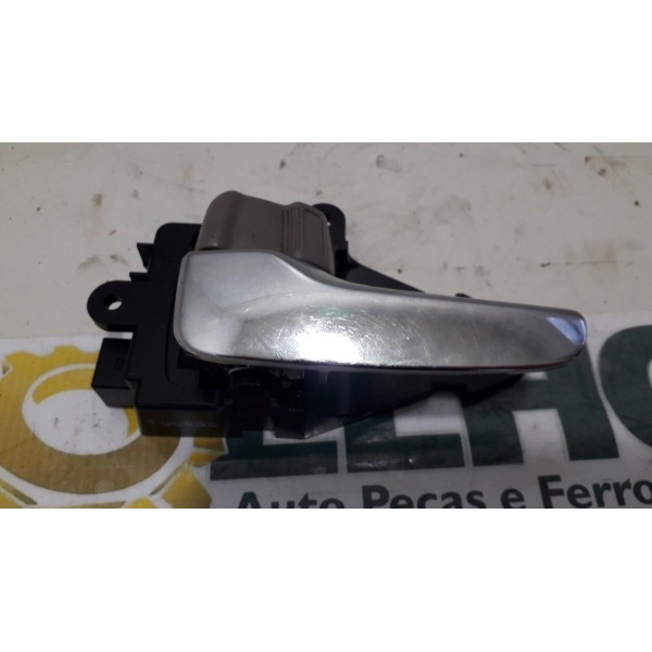 Maçaneta Interna Traseira Esquerda Mmc Triton 3.2 2010 Original Foto