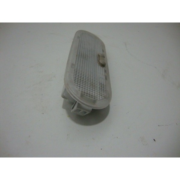 Luz Iluminação De Teto Central Nissan March-usado