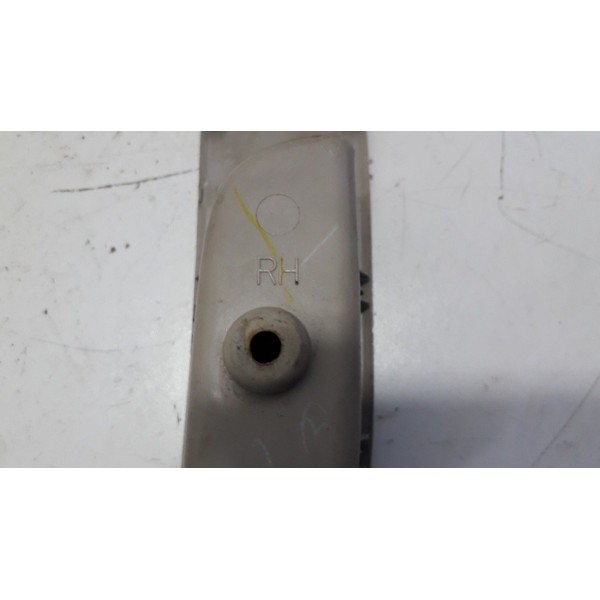 Moldura Botão Vidro Dianteiro  Direito Mmc Triton 3.2 2010