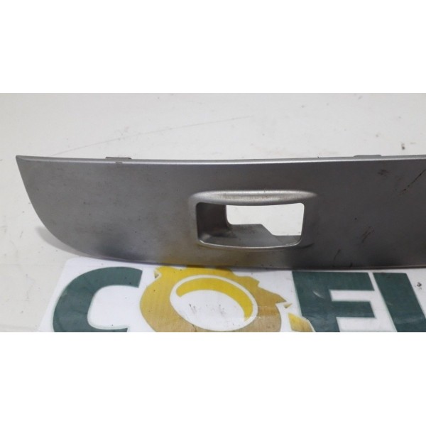 Moldura Botão Vidro Dianteiro  Direito Mmc Triton 3.2 2010