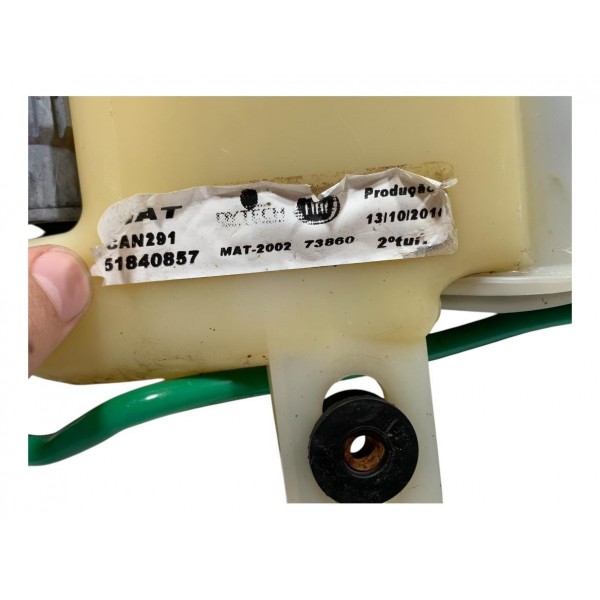 Reservatório Da Partida Fria Fiat Uno Vivace 1.0 2011
