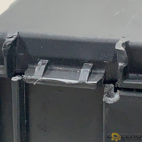 Polo Positivo Bateria C/ Detalhe Cruze Ltz 1.4 16/17 (2784)