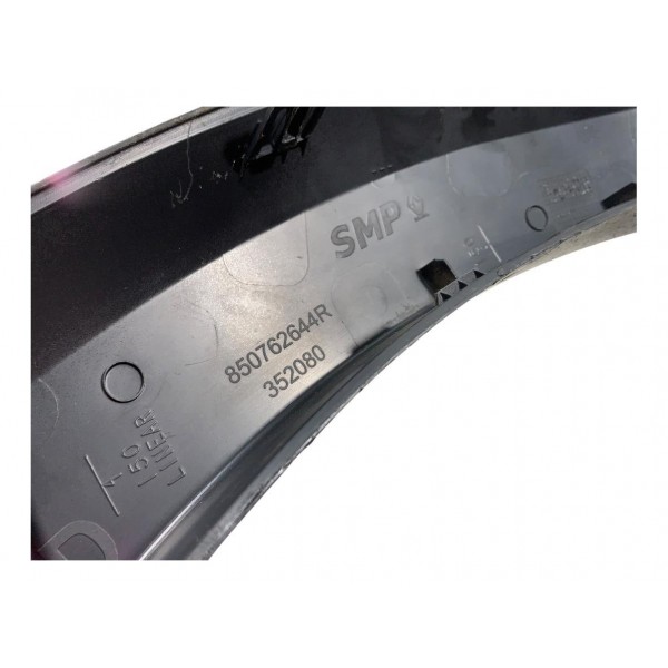 Moldura Parachoque Traseiro Direito Renault Sandero 2015