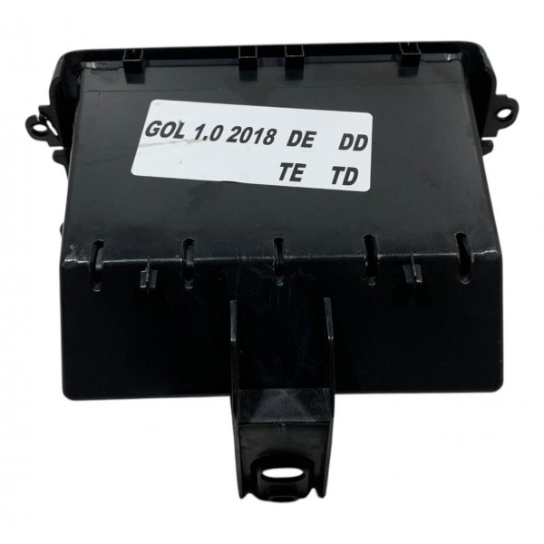 Moldura Central Radio Painel Volkswagen Gol 1.0 2018