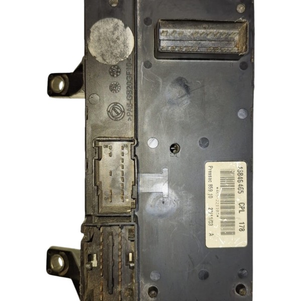 Caixa Fusíveis Fiat Palio Siena Strada Doblo 2004 2012