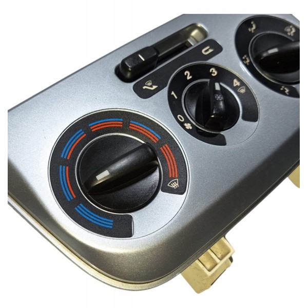 Comando De Ar Condicionado Punto 2008 2013