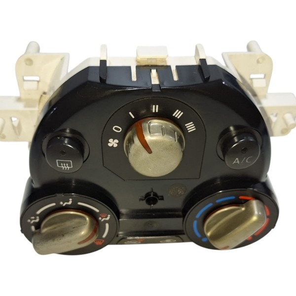 Comando Controle De Ar Nissan March Sl 2014