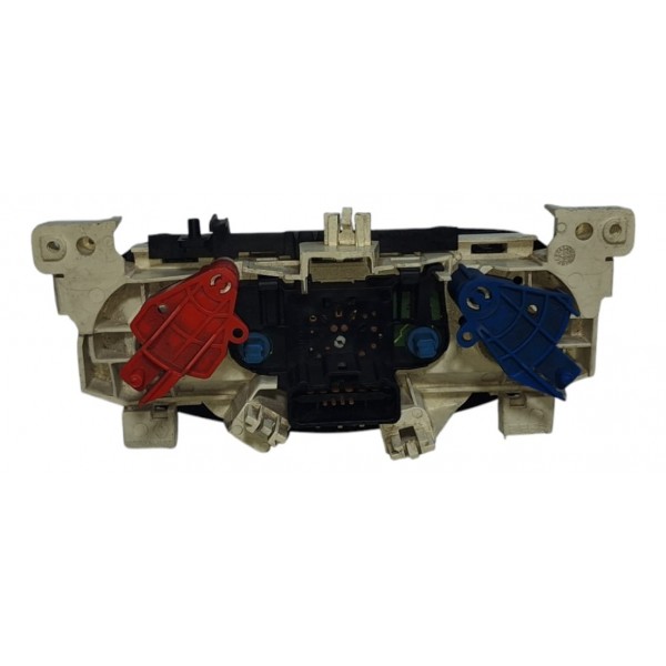 Comando Ar Cond. Renault Logan Sandero 2015-2019 Detalhe