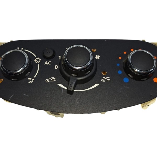 Comando Ar Cond. Renault Logan Sandero 2015-2019 C