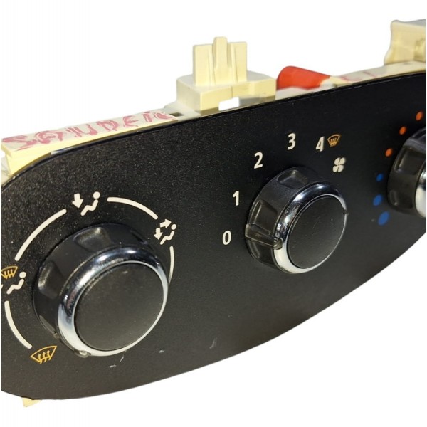 Comando Ar Cond. Renault Logan Sandero 2015-2019 A