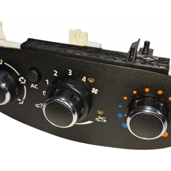 Comando Ar Cond. Renault Logan Sandero 2015-19