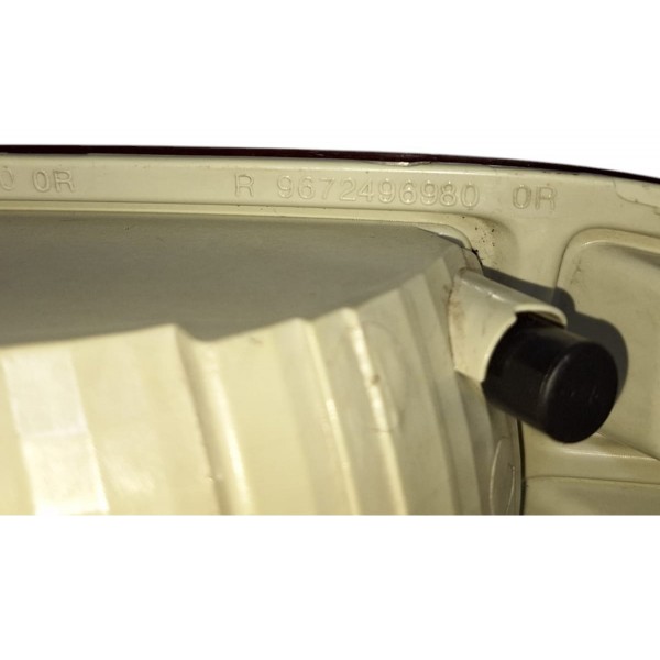 Lanterna Traseira Dir. Para-choque C3 Aircross Picasso 10/15