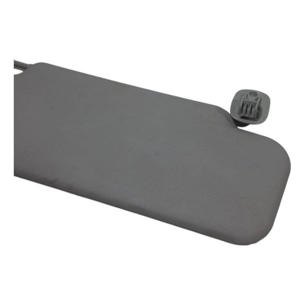 Quebra Sol Esquerdo Renault Sandero 2015